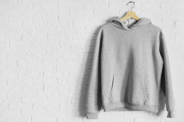 Le sweat personnalisé : le vêtement idéal pour renforcer l'identité de votre marque